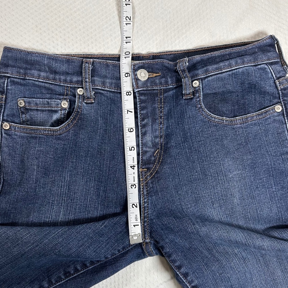 Levis 515 Boot Cut Jeans Womens 6 Medium Dark Wash Blue Denim Mid Rise Stretch - Picture 4 of 11